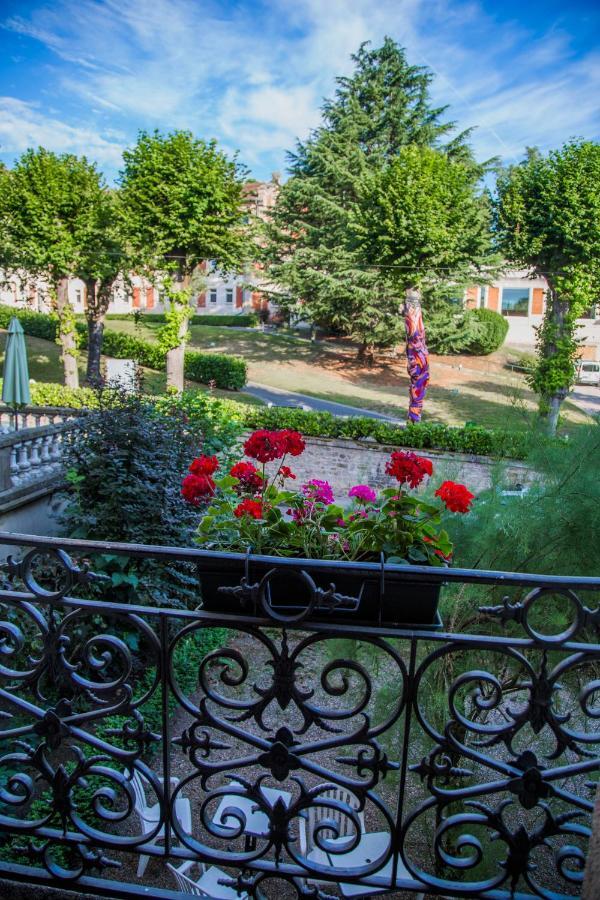 Hotel Des Thermes Bourbon-lʼArchambault Kültér fotó